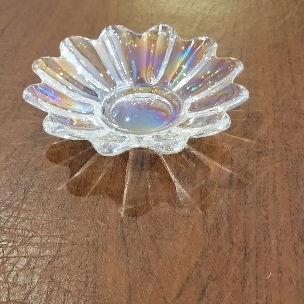 Vintage Federal Glass Celestial Iridescent bowl 6inches diameter starburst